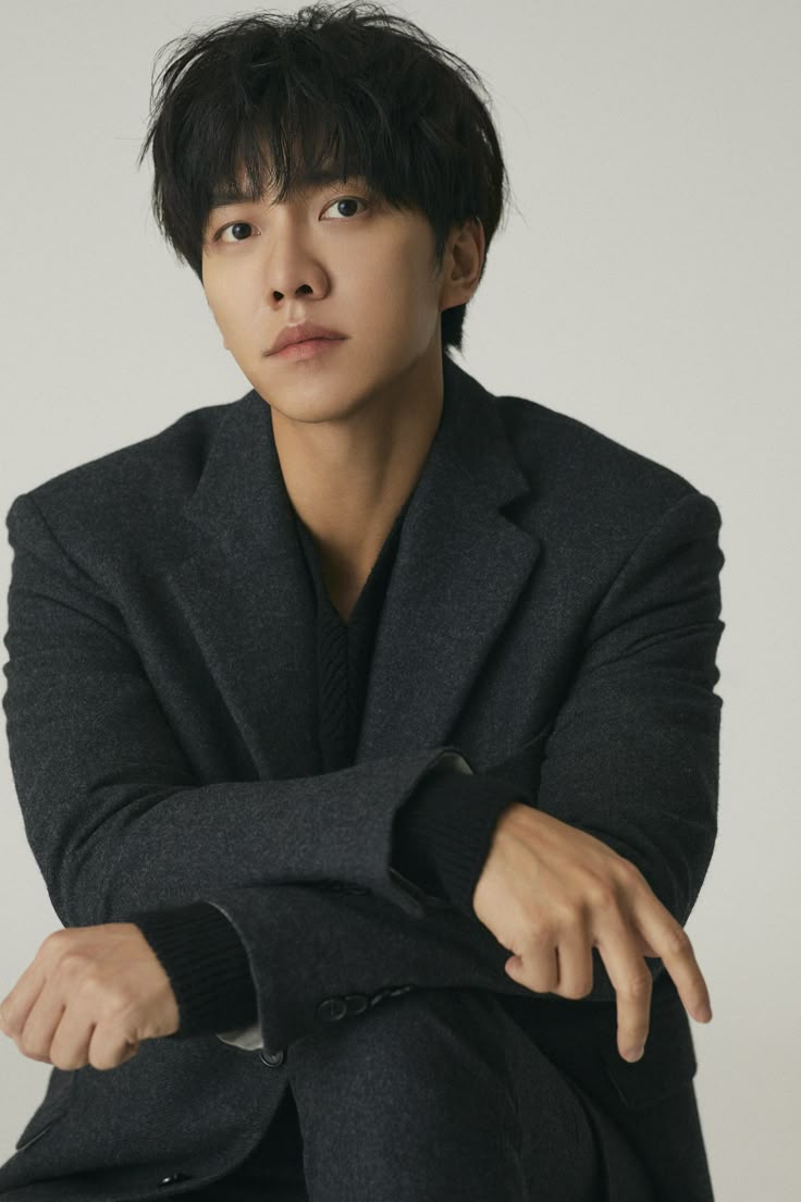 LEE SEUNG GI